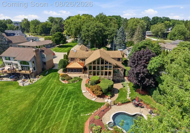 Photo 3 of Single family home for sale at 3549 Mann Rd, Waterford Charter Township Oakland, MI 48346 | MLS# 20261066343 | Listing updated on 2026-08-26