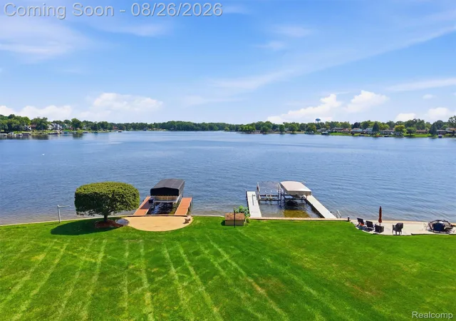 Photo 63 of Single family home for sale at 3549 Mann Rd, Waterford Charter Township Oakland, MI 48346 | MLS# 20261066343 | Listing updated on 2026-08-26