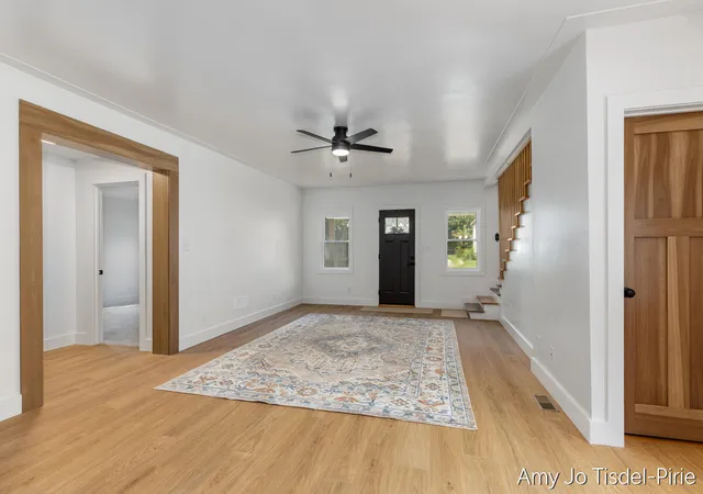 4th image of 208 N Webster St, Greenville, MI 48838 | MLS# 65026043717