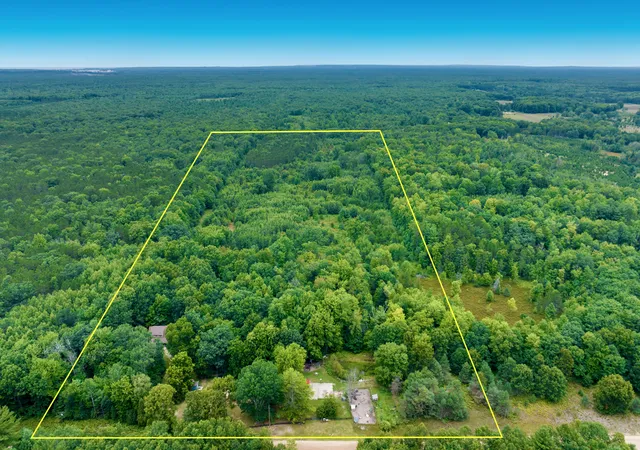 Photo 3 of Single family home for sale at 1846 E Koenig Rd, Free Soil, MI 49411 | MLS# 67026043716 | Listing updated on 2026-09-11