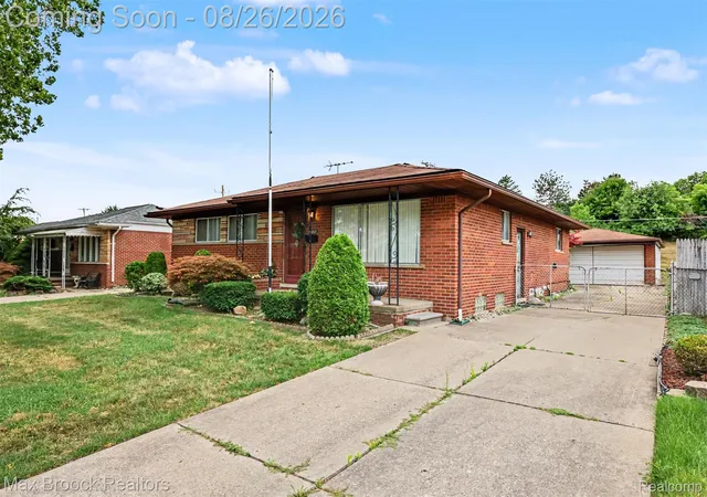 Photo 3 of Single family home for sale at 5953 Rockland Ct, Dearborn Heights, MI 48127 | MLS# 20261066348 | Listing updated on 2026-08-31