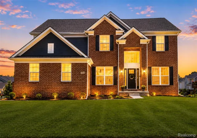 2nd image of 4146 Newgard Dr, Lake Orion, MI 48359 | MLS# 20261066350