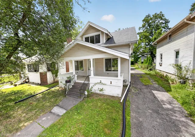 1st image of 43 Dwight Ave Ave, Pontiac, MI 48341 | MLS# 20261066357