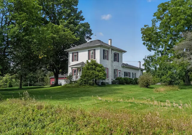 Photo 3 of Single family home for sale at 18541 26 1/2 Mile Rd, Albion, MI 49224 | MLS# 64026043726 | Listing updated on 2026-09-09