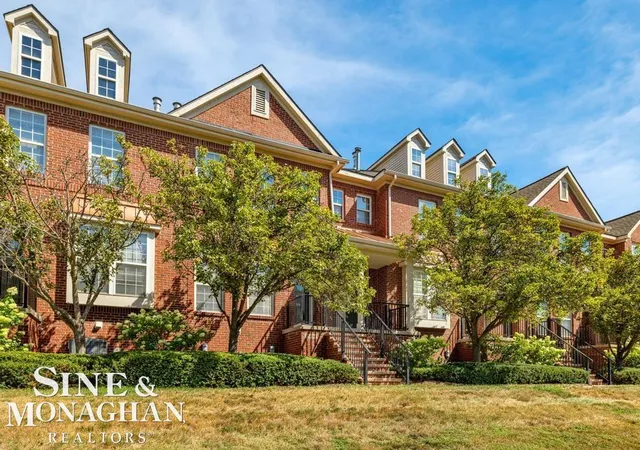 Photo 42 of Condo for sale at 25480 Saint James St, Southfield, MI 48075 | MLS# 58050219114 | Listing updated on 2026-08-21