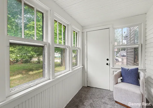 Photo 3 of Single family home for sale at 691 E Isabella Ave, Muskegon, MI 49442 | MLS# 71026043741 | Listing updated on 2026-09-17