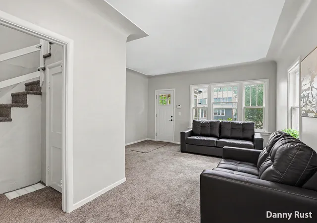Photo 4 of Single family home for sale at 691 E Isabella Ave, Muskegon, MI 49442 | MLS# 71026043741 | Listing updated on 2026-09-17