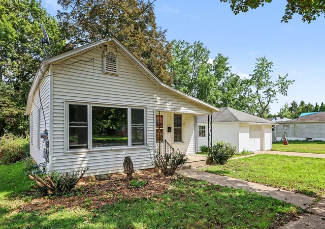 2nd image of 1213 Edwards St, Albion, MI 49224 | MLS# 55026043737