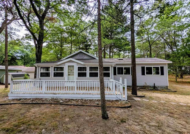 3rd image of 5430 E 9Th St, Au Gres, MI 48703 | MLS# 77080072539