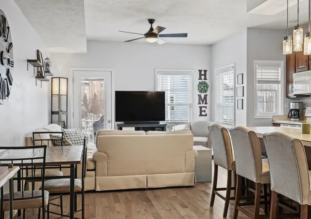 Listing Photo 5 - Condo for sale in building located at 220 Midtown Dr, Traverse City, MI 49684