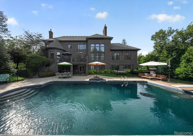 3rd image of 47825 Bellagio Dr, Northville, MI 48167 | MLS# 20261066377