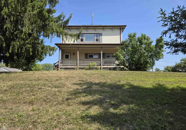 Photo 1 of Multi family home for sale at 8260 N Brockway Rd, Brockway, MI 48097 | MLS# 58050219118 | Listing updated on 2026-08-26
