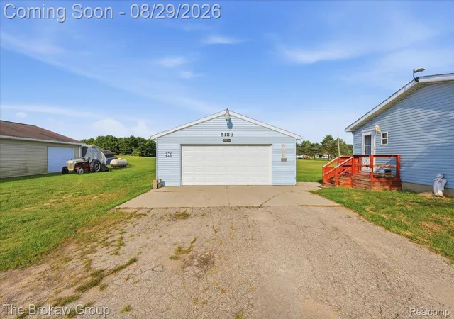 Photo 4 of Single family home for sale at 5189 Webster Rd, Mt Morris Township Genesee, MI 48504 | MLS# 20261066381 | Listing updated on 2026-08-29