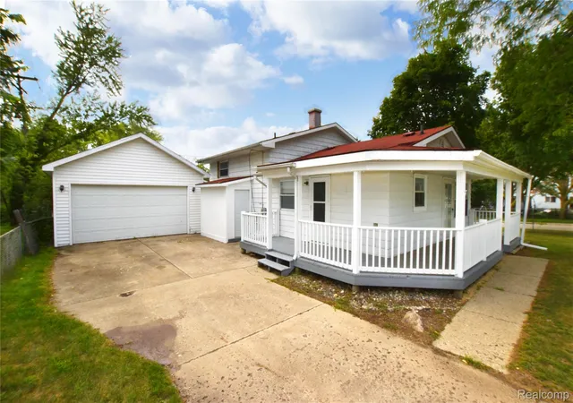Photo 1 of Single family home for sale at 5825 Branch Rd, Flint, MI 48506 | MLS# 20261066387 | Listing updated on 2026-09-02