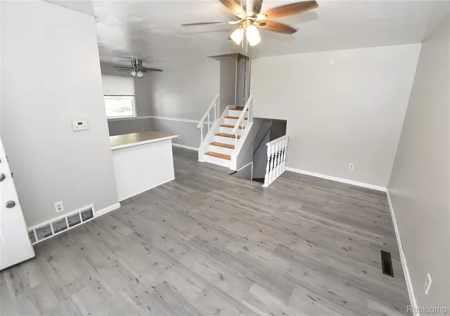 Photo 4 of Single family home for sale at 5825 Branch Rd, Flint, MI 48506 | MLS# 20261066387 | Listing updated on 2026-09-16