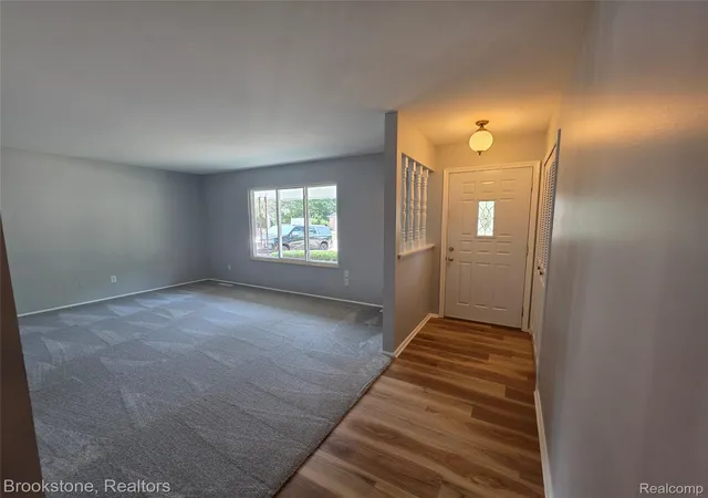 3rd image of 5395 Dorchester Dr, Flushing, MI 48433 | MLS# 20261066407