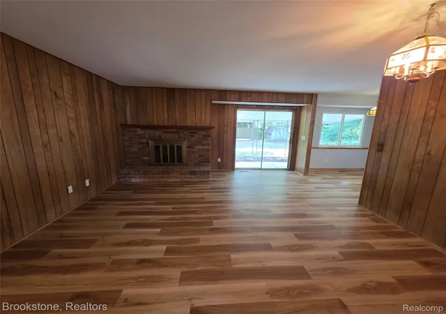 4th image of 5395 Dorchester Dr, Flushing, MI 48433 | MLS# 20261066407