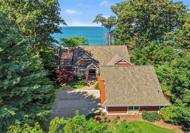 2nd image of 6935 Blue Water Ln, Fennville, MI 49408 | MLS# 71026043755