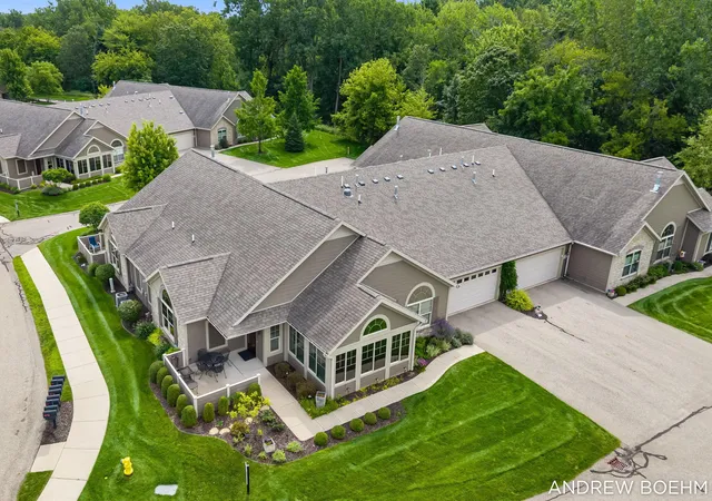 1st image of 1220 Waterwalk Dr, Holland, MI 49423 | MLS# 71026043752
