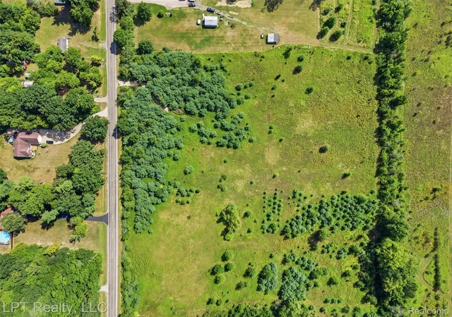 12th image of 13191 Nichols Rd, Montrose, MI 48457 | MLS# 20261066408