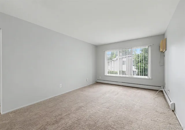 Listing Photo 5 - Condo for sale in building located at 26730 Joy Rd, Wayne, MI 48239