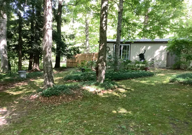 Photo 3 of Single family home for sale at 9488 S 11 Road, Cadillac, MI 49601 | MLS# 67026043778 | Listing updated on 2026-09-21