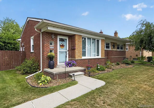 2nd image of 9072 Denne St, Livonia City Wayne, MI 48150 | MLS# 20261066414