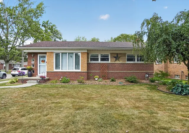 3rd image of 9072 Denne St, Livonia City Wayne, MI 48150 | MLS# 20261066414