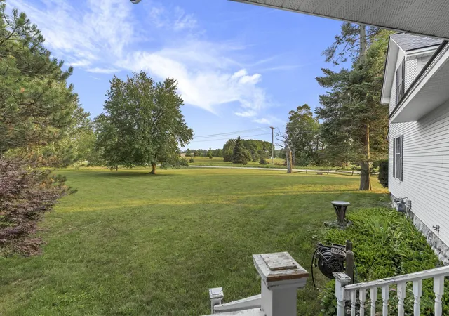 61st image of 425 Garfield Road, S, Traverse City, MI 49696 | MLS# 78080072554