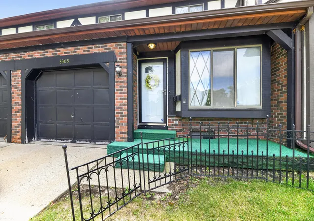 Photo 2 of Single family home for sale at 3309 Sunset Dr, Flint City Genesee, MI 48503 | MLS# 81026043790 | Listing updated on 2026-08-21