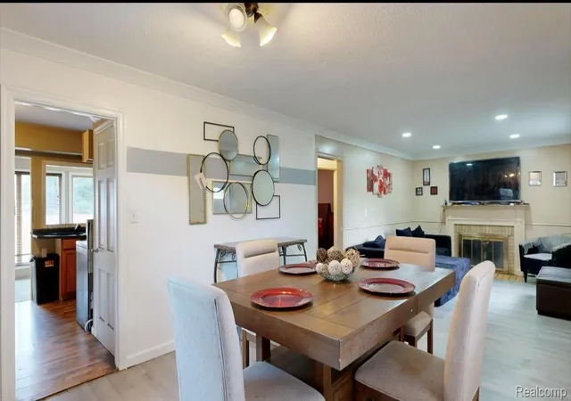Photo 4 of Single family home for sale at 11 Congress Ct D, Saginaw, MI 48602 | MLS# 20261066425 | Listing updated on 2026-09-16