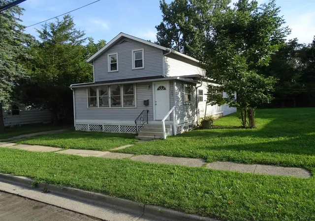 Photo 2 of Single family home for sale at 229 Siena Hts Dr, Adrian, MI 49221 | MLS# 56050219131 | Listing updated on 2026-08-28