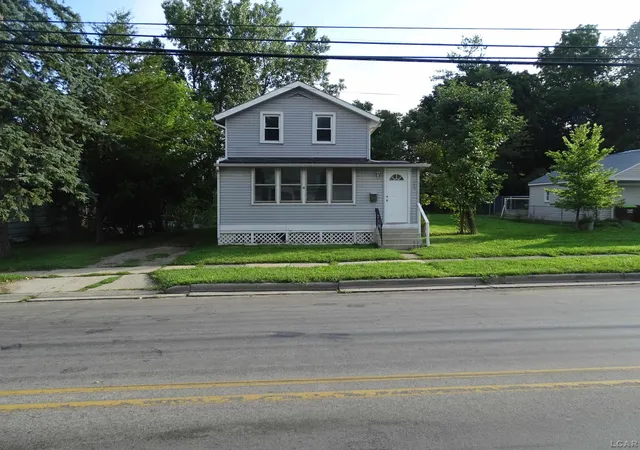 Photo 3 of Single family home for sale at 229 Siena Hts Dr, Adrian, MI 49221 | MLS# 56050219131 | Listing updated on 2026-08-28