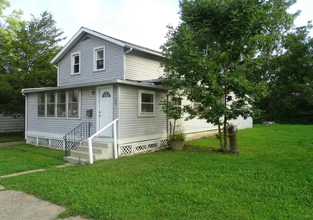 Photo 3 of Single family home for sale at 229 Siena Hts Dr, Adrian, MI 49221 | MLS# 56050219131 | Listing updated on 2026-08-28
