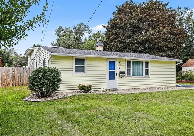 image of 237 24th St N, Springfield, MI 49037 | MLS# 66026043802