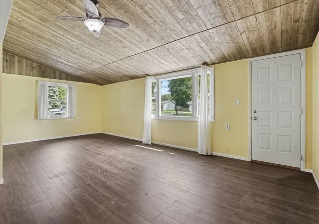 image of 237 24th St N, Springfield, MI 49037 | MLS# 66026043802