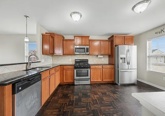 4th image of 9217 Country View Dr, Ypsilanti, MI 48197 | MLS# 81026043800