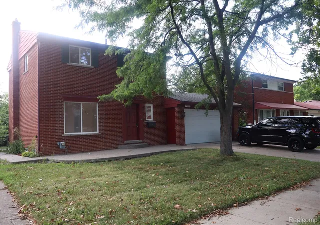 Photo 3 of Single family home for sale at 29275 Roan Dr, Warren, MI 48093 | MLS# 20261066440 | Listing updated on 2026-09-04
