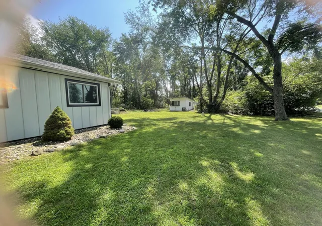 Photo 4 of Single family home for sale at 28624 Wilson Dr, Dowagiac, MI 49047 | MLS# 69026043805 | Listing updated on 2026-09-10