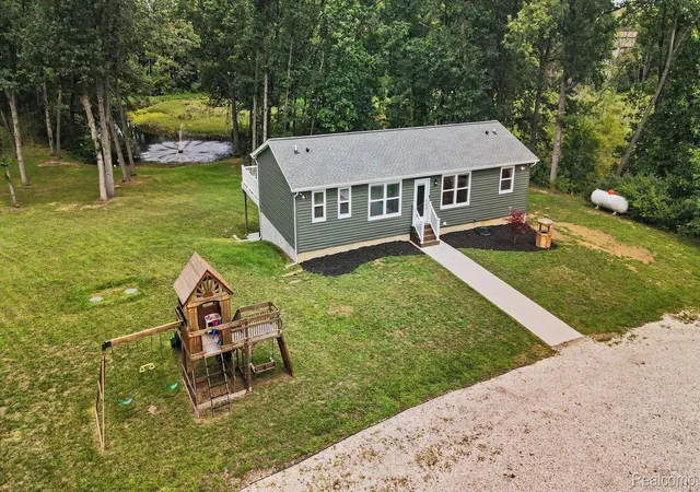 Photo 2 of Single family home for sale at 317 Elio, Highland, MI 48357 | MLS# 20261066444 | Listing updated on 2026-09-05