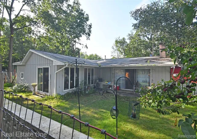 Photo 4 of Single family home for sale at 4255 N Ash Rd, Lincoln, MI 48742 | MLS# 20261066450 | Listing updated on 2026-09-17