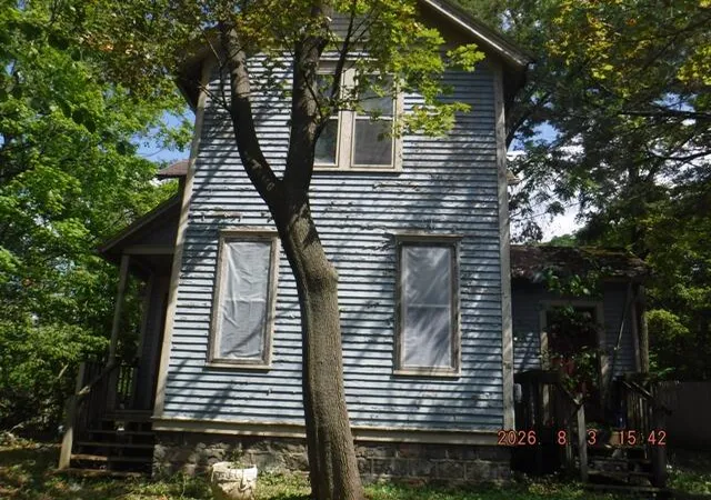 Photo 1 of Single family home for sale at 801 Oakland Dr, Kalamazoo, MI 49008 | MLS# 64026043813 | Listing updated on 2026-08-21