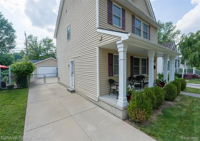 3rd image of 4227 Buckingham Ave, Berkley, MI 48072 | MLS# 20261066451