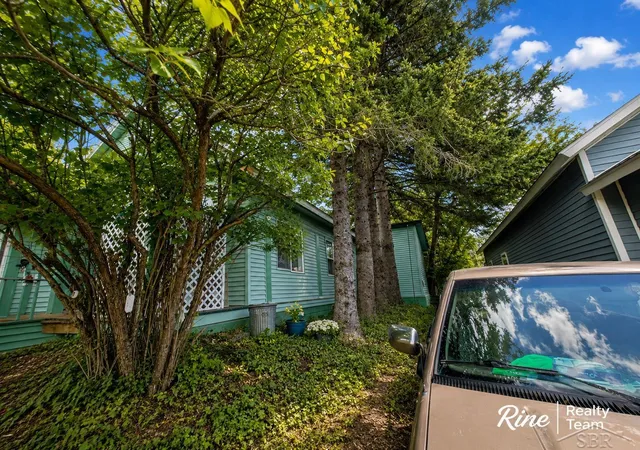 5th image of 309 E Ludington St, Iron Mountain, MI 49801 | MLS# 61050219138