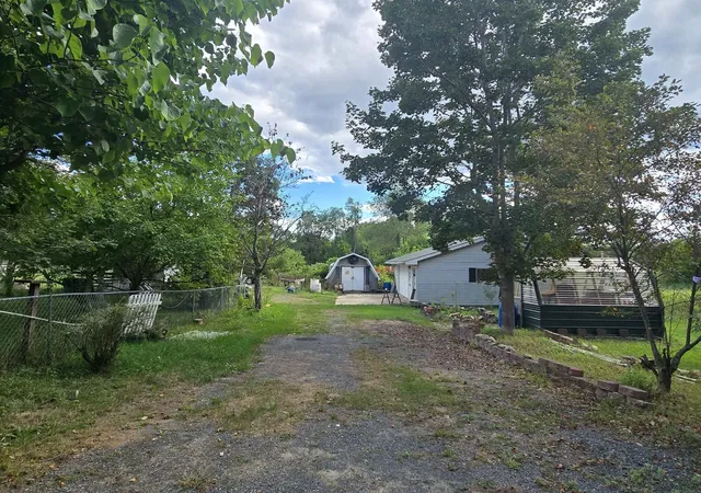 4th image of 8533 US 10, Chase, MI 49623 | MLS# 72026043820