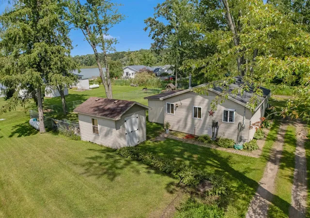 Photo 3 of Single family home for sale at 5343 Beverly Dr, Reading, MI 49274 | MLS# 53026043819 | Listing updated on 2026-09-04