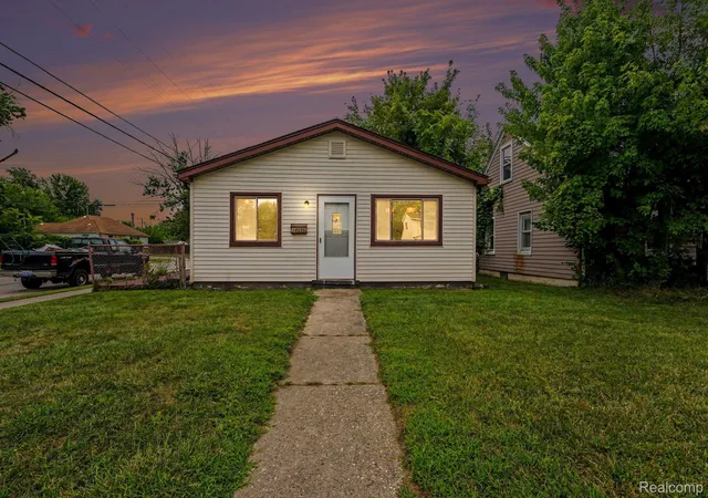 Photo 1 of Single family home for sale at 14096 Hendricks Ave, Warren, MI 48089 | MLS# 20261066455 | Listing updated on 2026-09-05