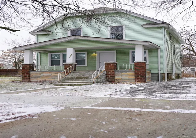 Photo 1 of Single family home for sale at 2016 W Grand St, Detroit, MI 48238 | MLS# 20261066458 | Listing updated on 2026-08-20