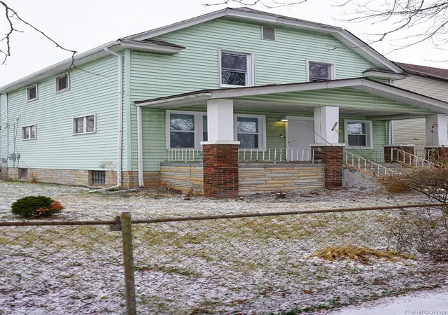 Photo 3 of Single family home for sale at 2016 W Grand St, Detroit, MI 48238 | MLS# 20261066458 | Listing updated on 2026-08-20