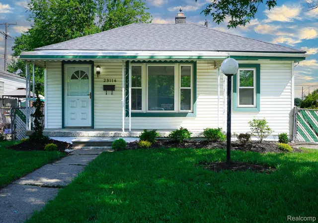 Photo 1 of Single family home for sale at 29114 Richard St, Westland, MI 48186 | MLS# 20261066462 | Listing updated on 2026-08-20